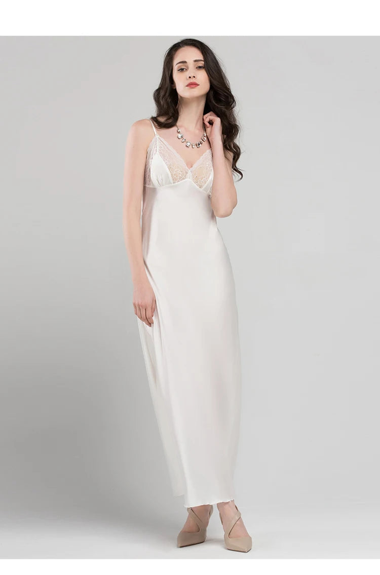 Nuisette Longue en Satin