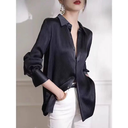 Chemise en satin noir