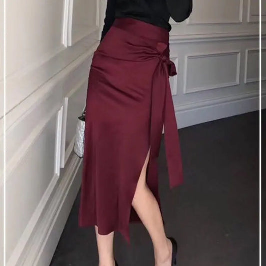 Jupe en Satin Bordeaux